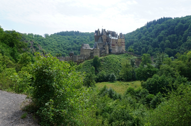 Burg Eltz bezoeken, Burg Eltz bezoeken, een sprookjeskasteel in Duitsland